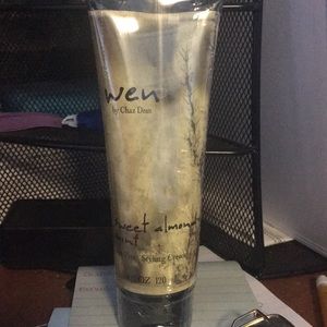 Wen Sweet almond mint styling creme